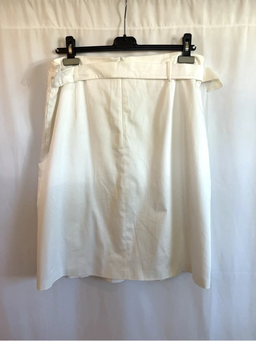 St. Emile White Wide Pleated Skirt - Size 14 Extra Large